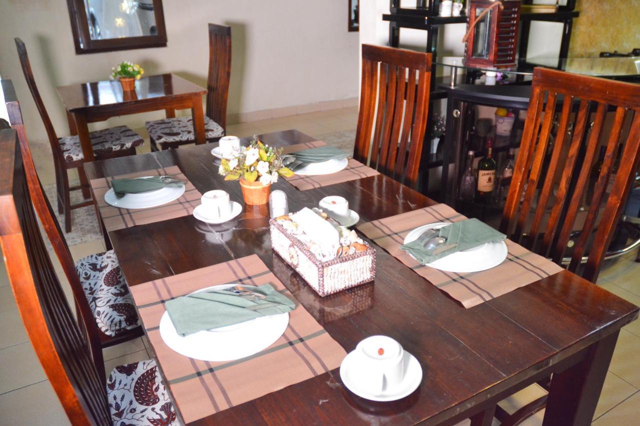 Roemah Canting Homestay Jogyakarta Zewnętrze zdjęcie