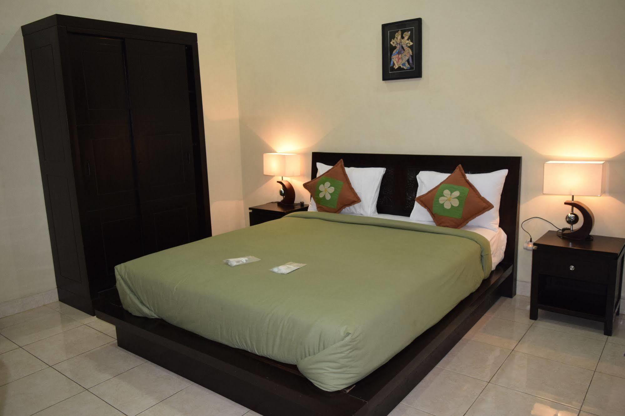 Roemah Canting Homestay Jogyakarta Zewnętrze zdjęcie